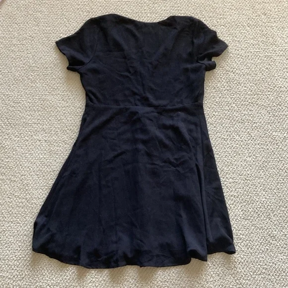 Lush Black Wrap Dress Midi Size Large V-Neck Flow Knee Length LBD Like New - Picture 11 of 12